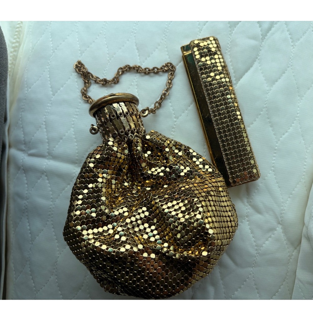 Vintage Gold Mesh Beggars Bag Evening Purse and Matching fold up Comb Set 1931